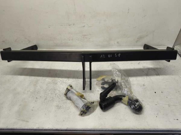 ATTACHE REMORQUE AUDI - Vue 1